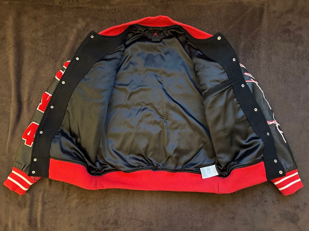 Jordan AwakeNY バーシティJacket S Redスタジャン - メルカリ
