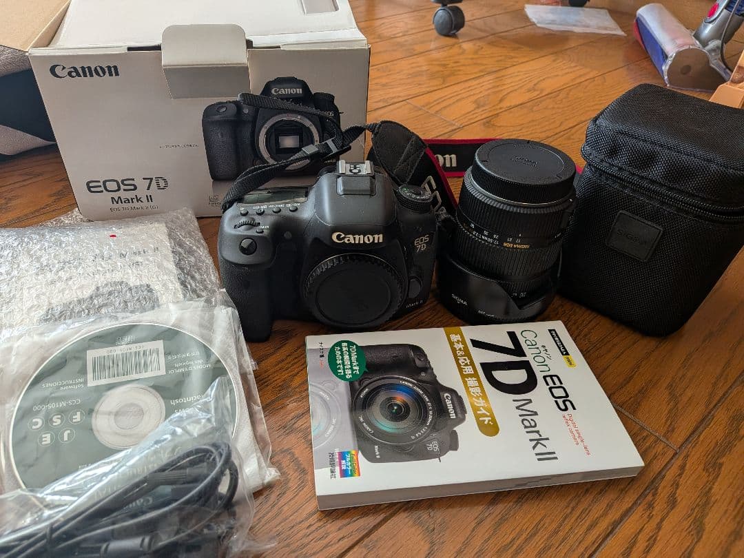 コスパ抜群✨Canon Kiss X4✨軽量コンパクトな入門セット♪ Canon Kiss