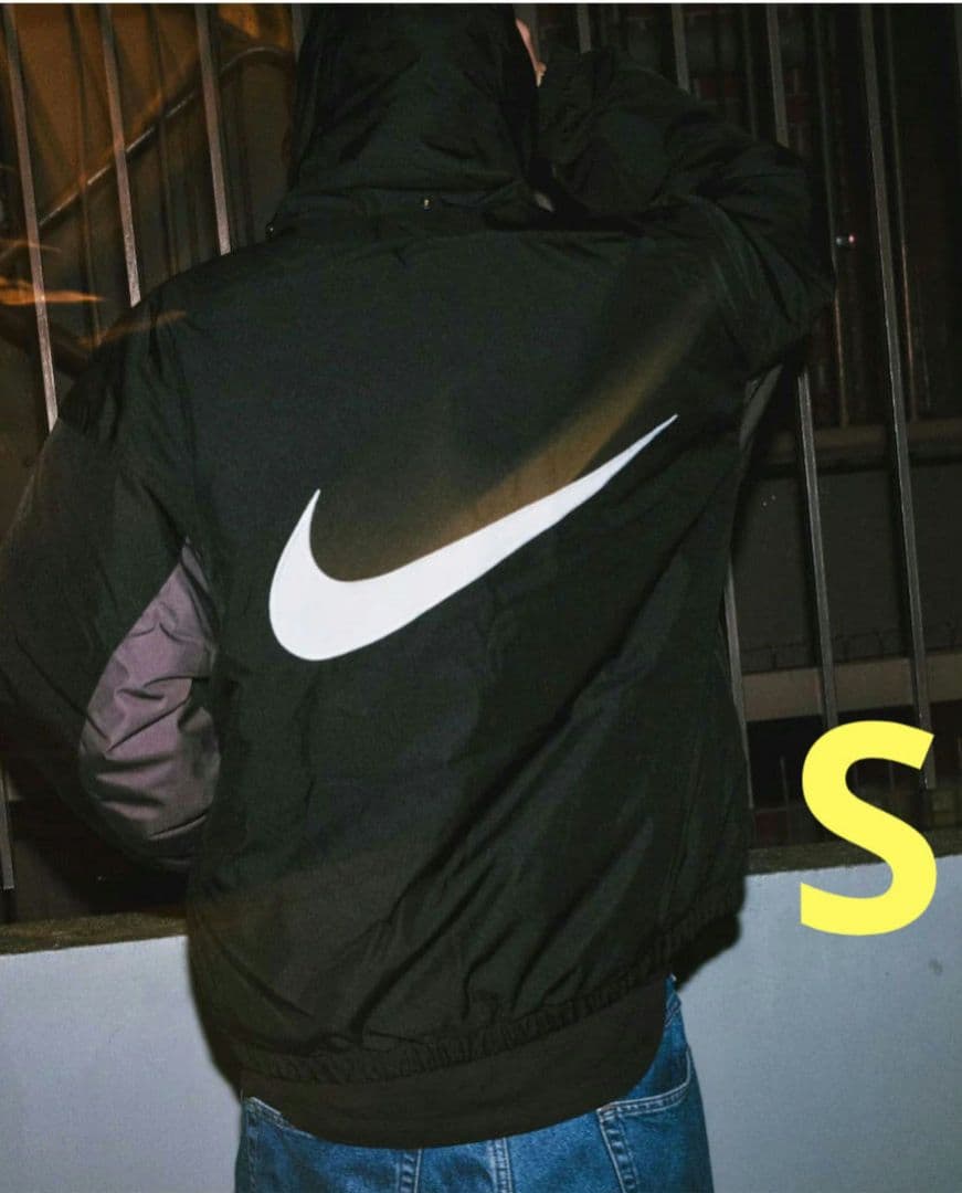 【専用】美品　NIKE　ソロスウッシュ　パファー 黒 ナイロンジャケット 中綿入 NIKE AS M NK SOLO SWSH PUFFER BLACK/WHITE 23HO-I（ナイキ ソロ