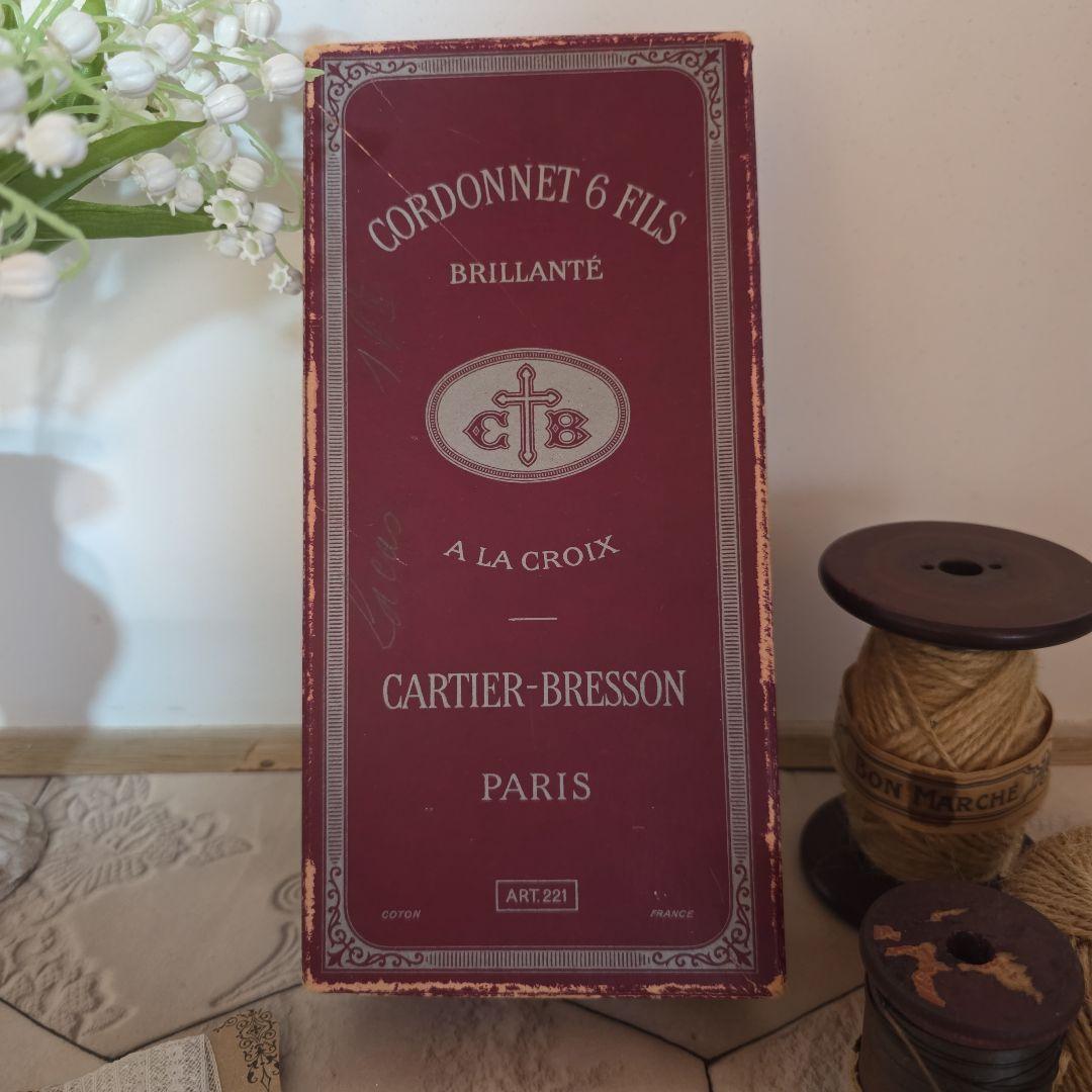 専用となります フランスアンティーク 糸箱 デットストック糸付き 裁縫