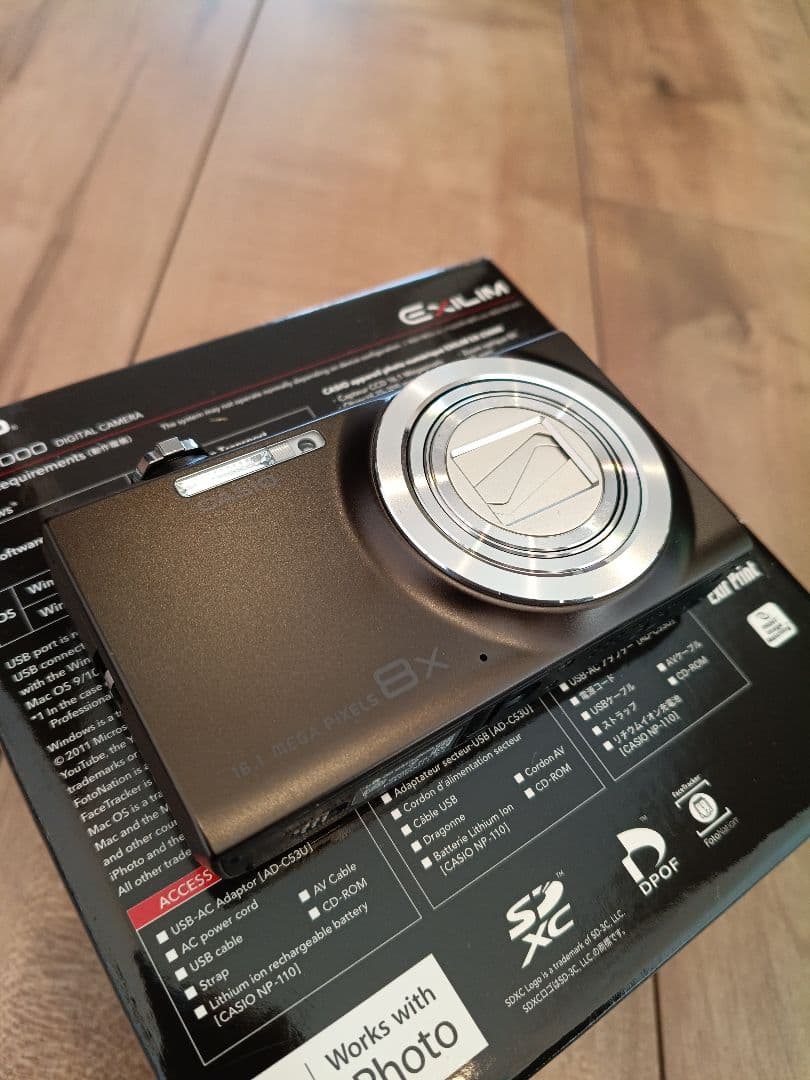 CASIO EXILIM EX-Z3000 16.1M 8倍ズーム