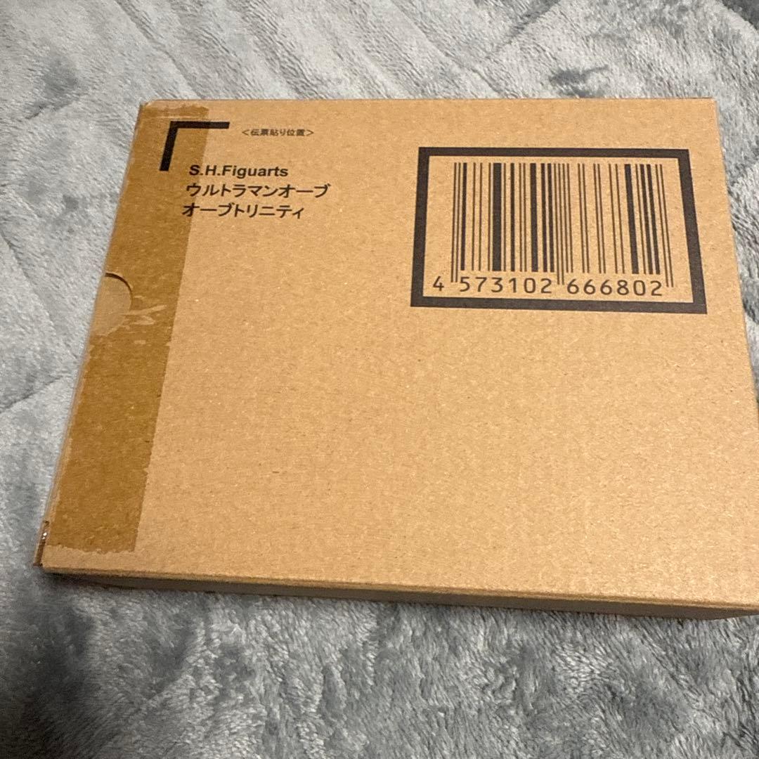 S.H.Figuartsフィギュアーツウルトラマンオーブトリニティ　本日価格 Amazon.co.jp: S H.Figuarts ウルトラマンオーブ オーブトリニティ