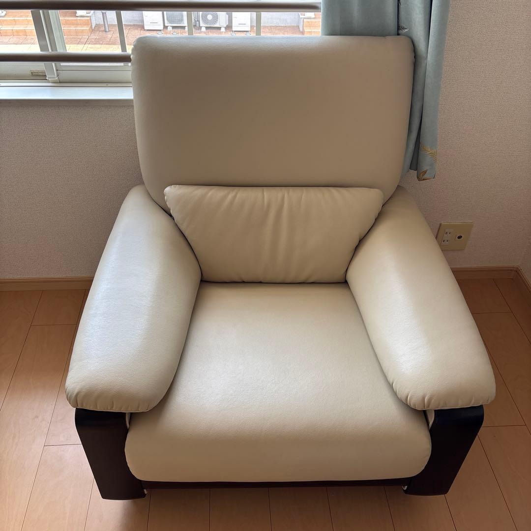 《ぽてみる》カリモク 1人掛けソファ