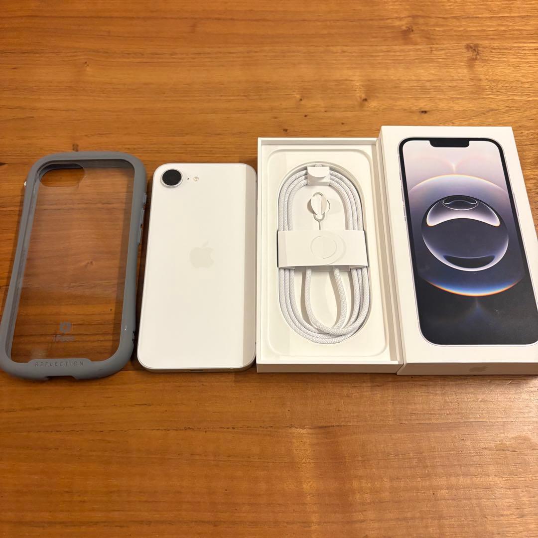 【ほぼ新品】iPhone16e 128G ホワイト iPhone 16 『新品未開封』iPhone 128GB SIMフリー [ホワイト] MYDR3J/A