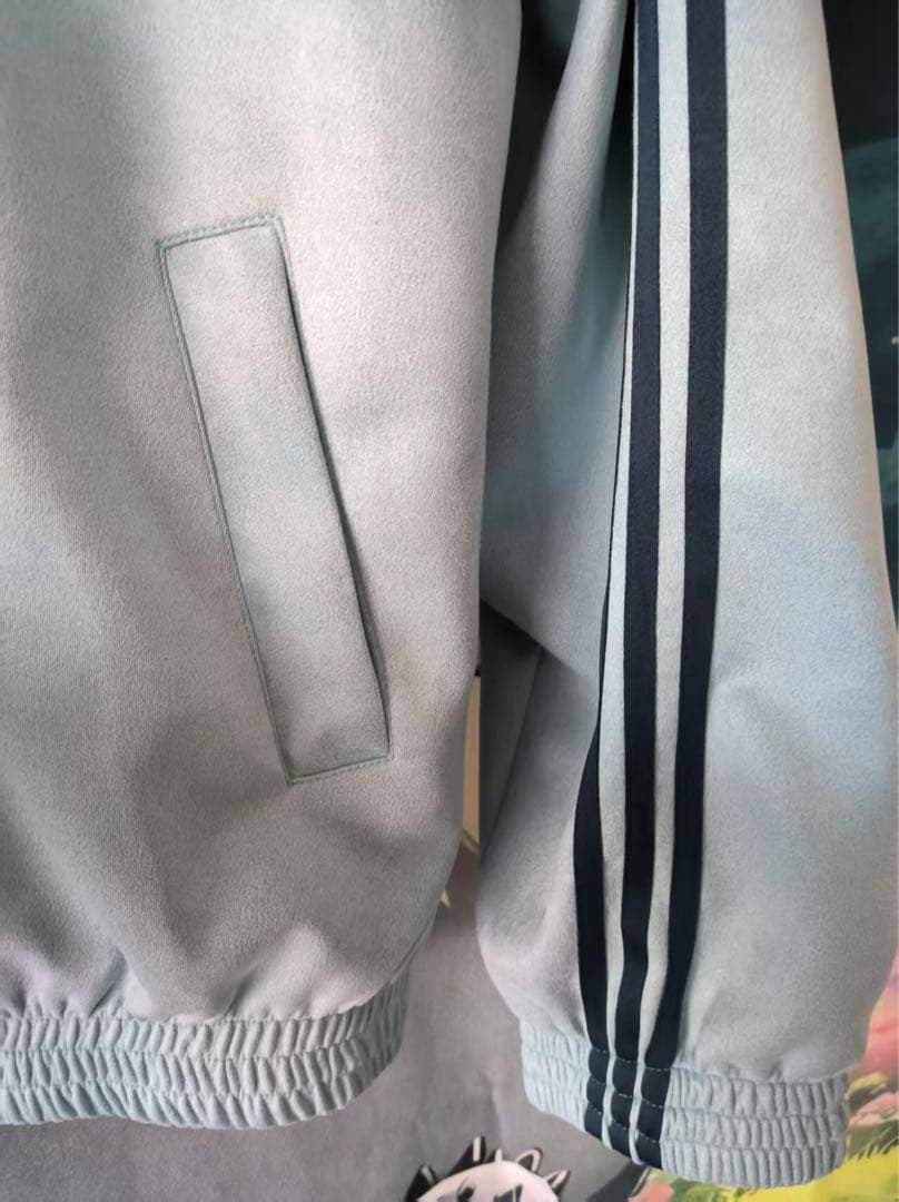 新年限定モデル アディダス 新中式 ジップアップジャケット ライト