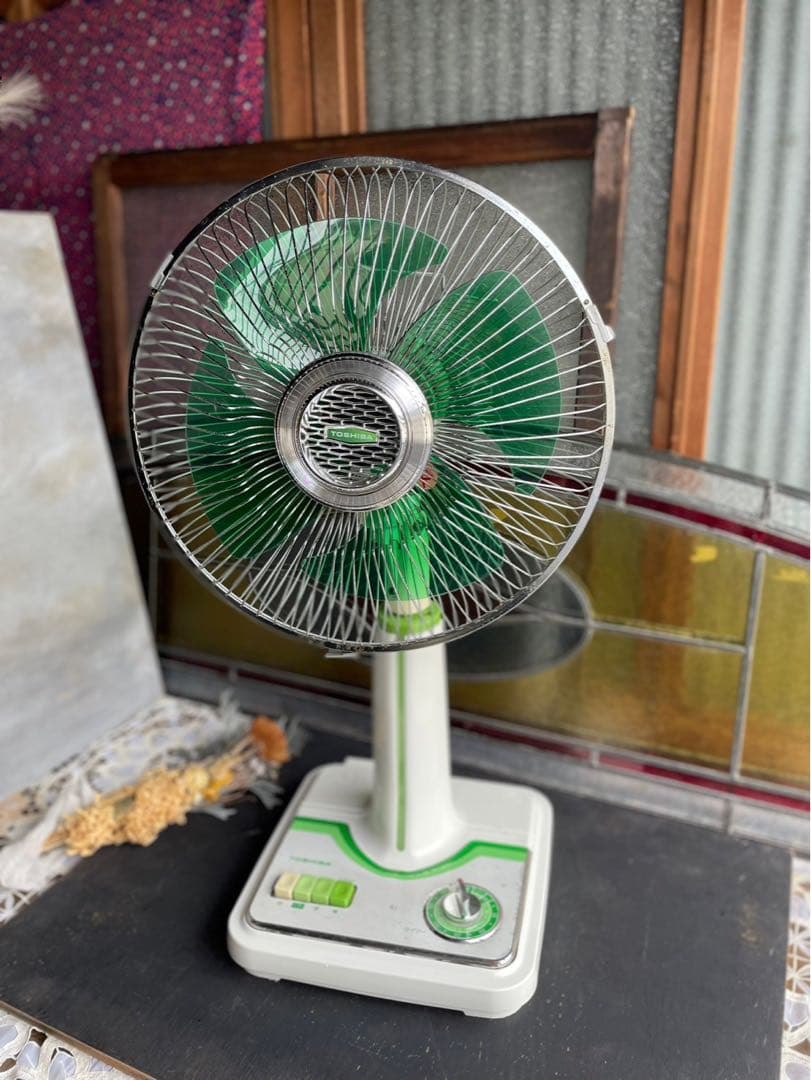 東芝 扇風機 昭和レトロ 当時物 インテリア 緑 グリーン - メルカリ