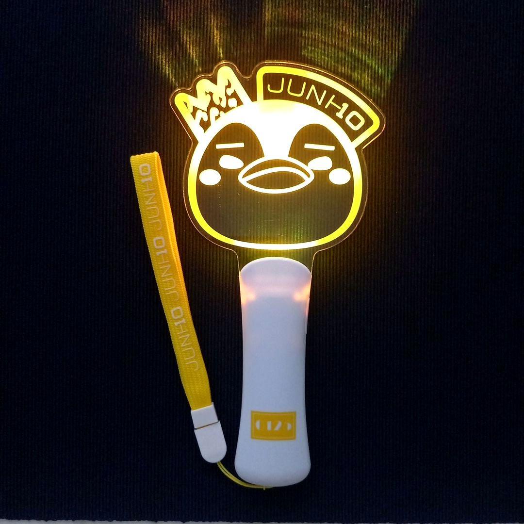 2PM JUNHO ジュノ ペンペンペンライト 乾電池別添 おまけステッカー