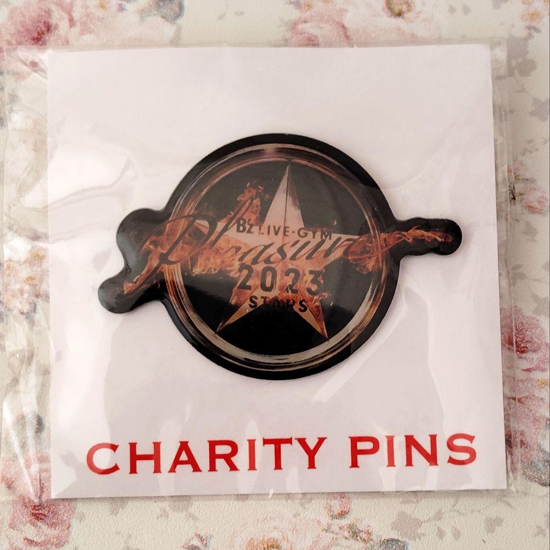 B'z チャリティー ピンバッジ - メルカリ