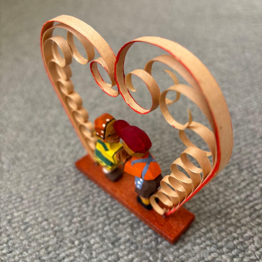 ヴィンテージ　expertic 木製工芸品《ハートアーチの男の子と女の子》