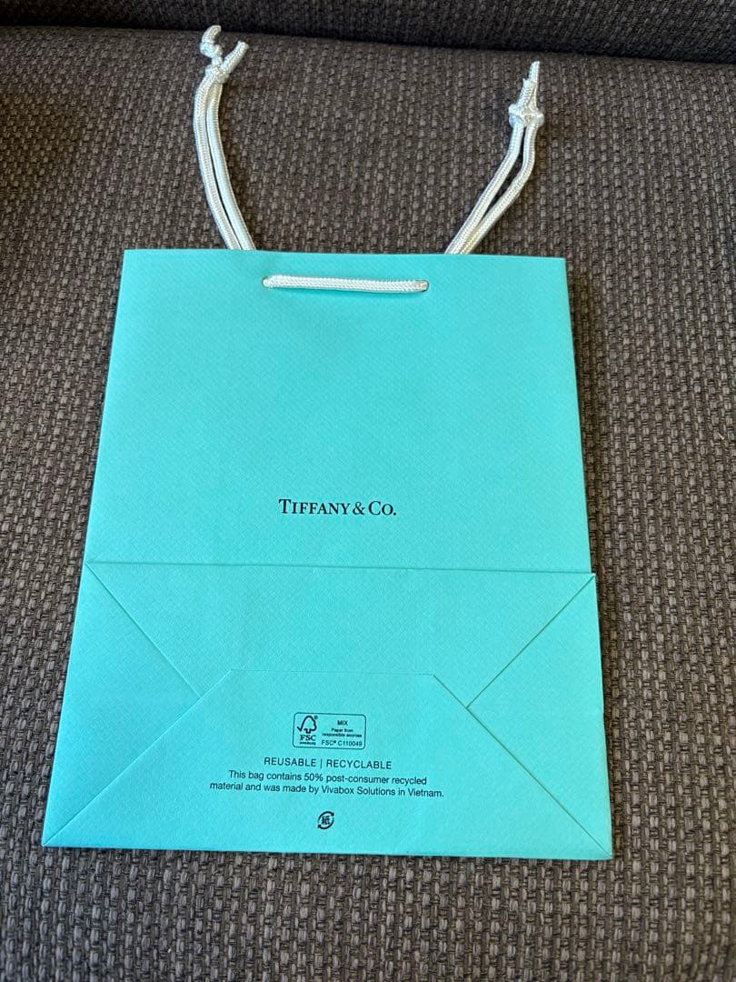 国内現行品 ティファニーショッパー紙袋 （20x25 cm）80枚セット