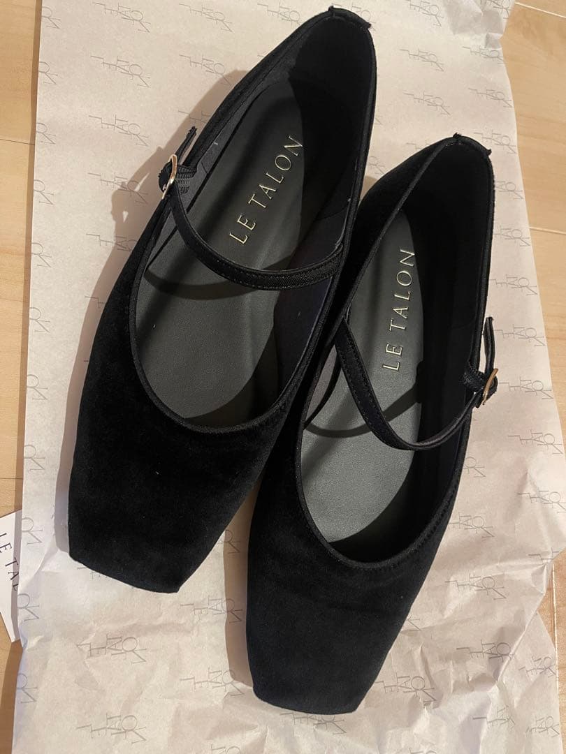 【R-R】【美品】LE TALON ブラック フラットシューズ 23.0 LE TALON（ルタロン）の「《追加》フレンチスクエアレースアップ