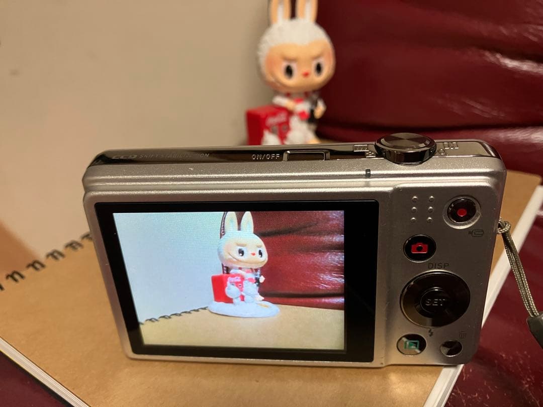 CASIO EXILIM 12.5X デジタルカメラ