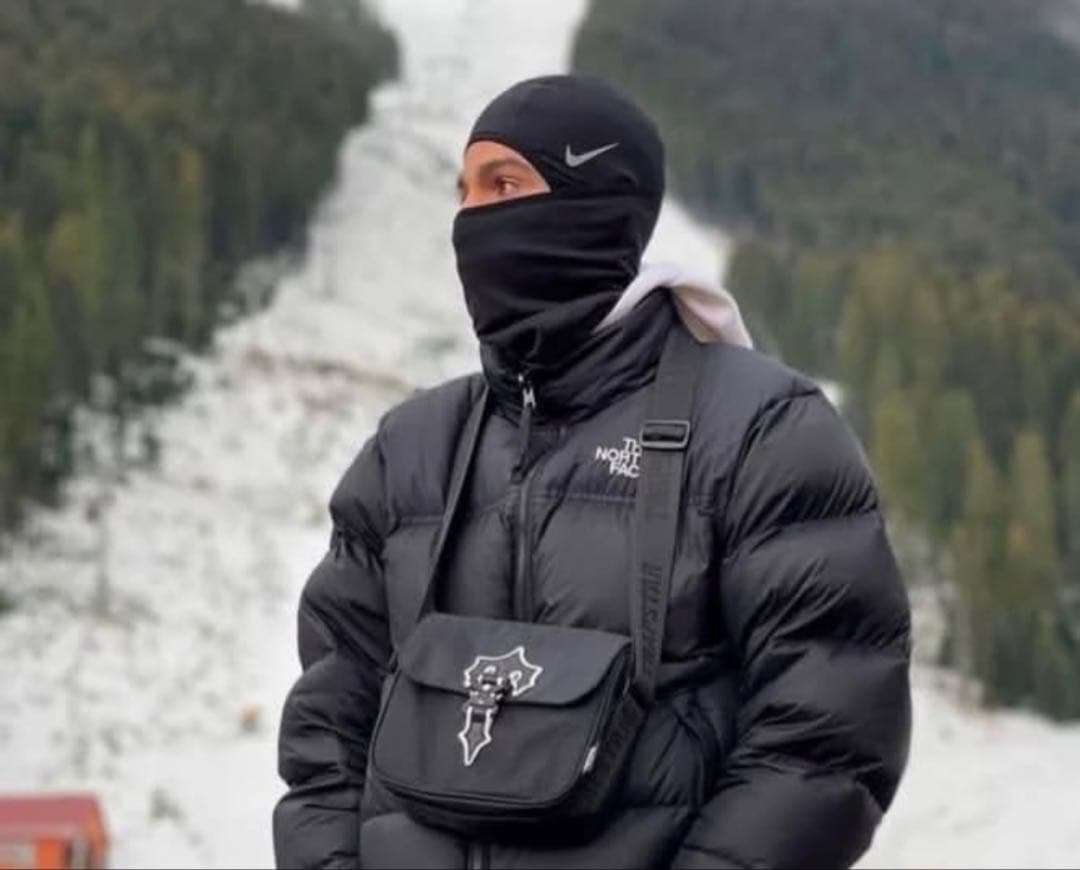 新品】NIKE バラクラバ 黒 UK ストリートファッション - メルカリ