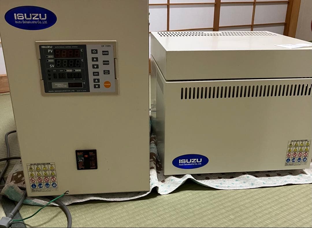 電気炉と温度調節器　陶芸、焼き物作りに　取扱説明書あり Amazon.co.jp: 焼き物質問箱: 陶芸技法から文化的背景まで広く答える