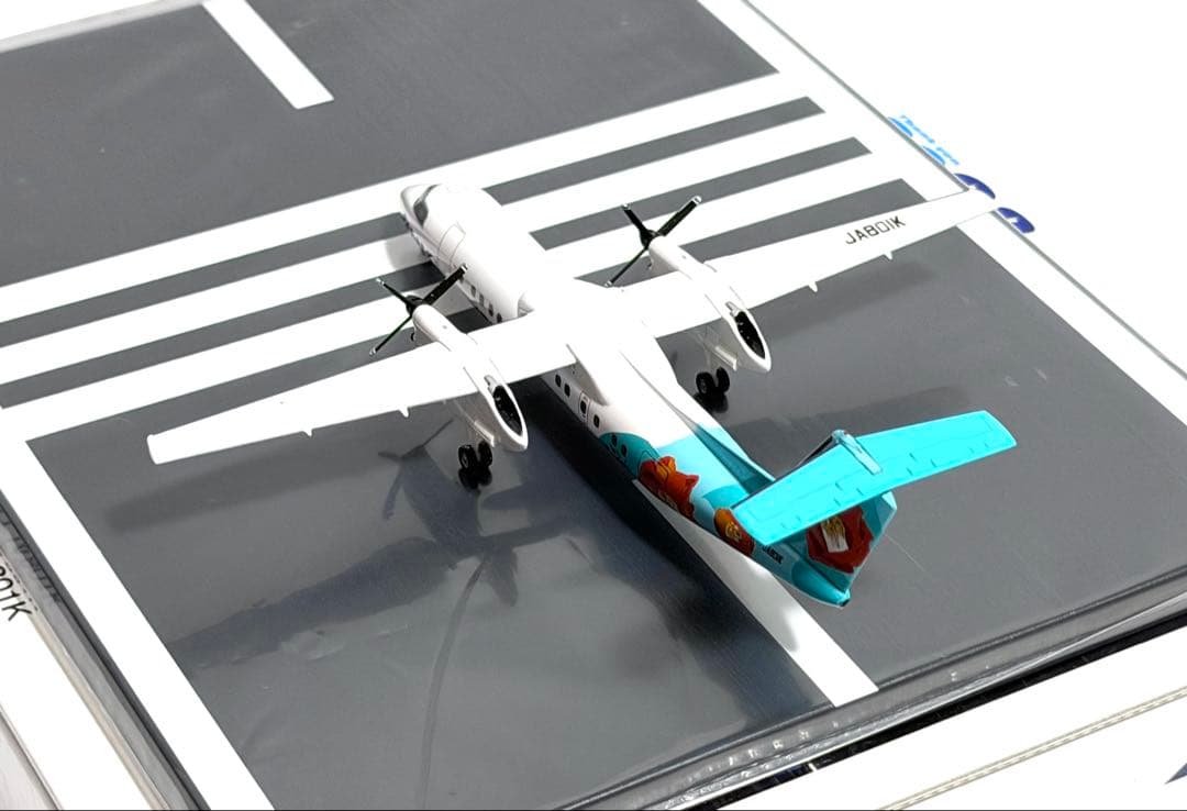 全日空商事 1/200 DHC-8-300 ANK TSUBAKI LIVERY - メルカリ