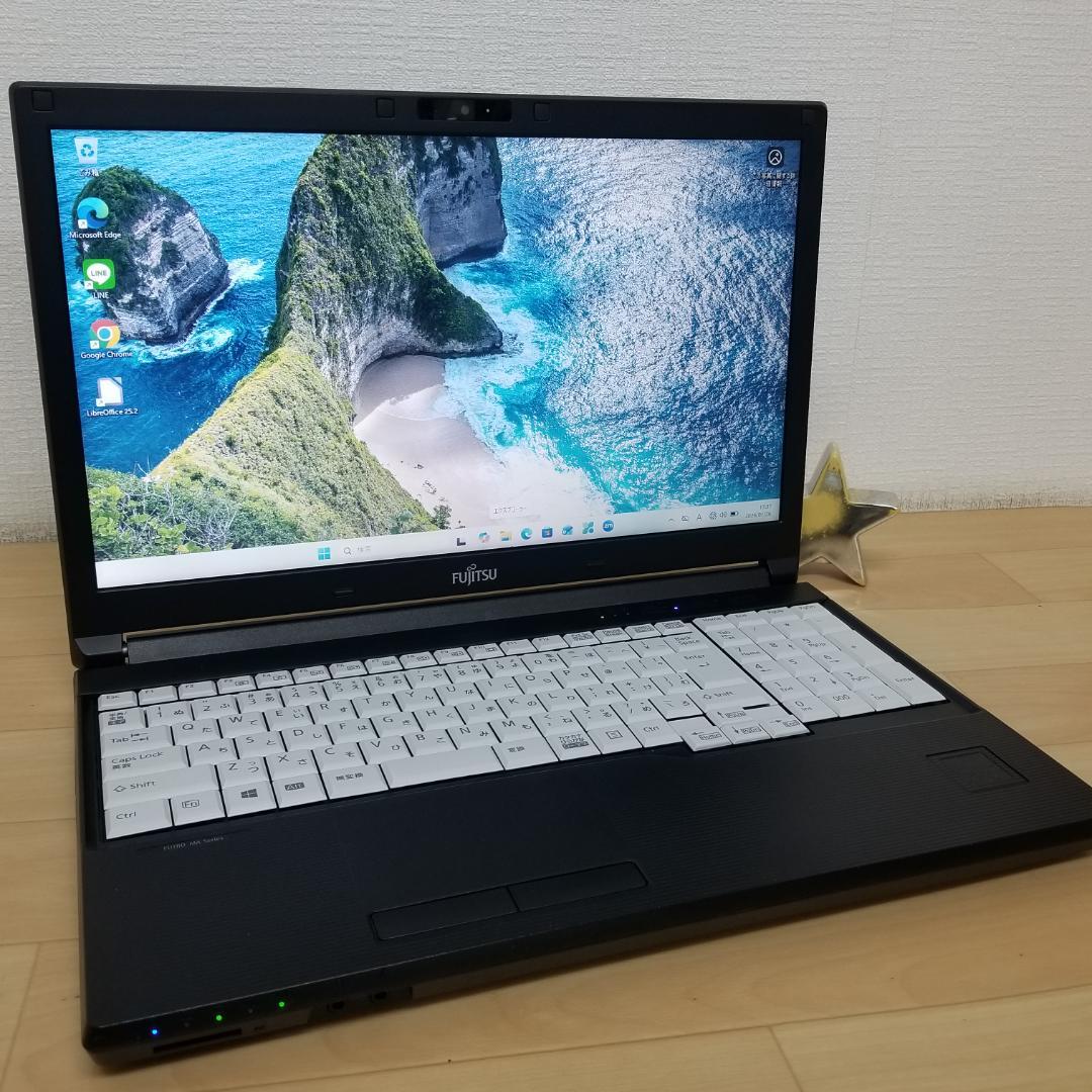 SSD Win11 即使用可ノートPC 富士通 (E3250) - メルカリ
