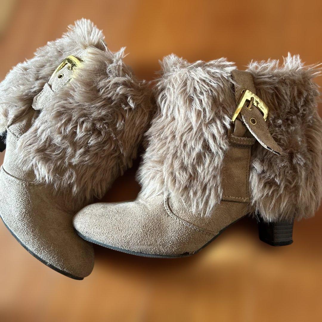 平成ギャル Y2K もこもこ ファーブーツ Lサイズ - メルカリ