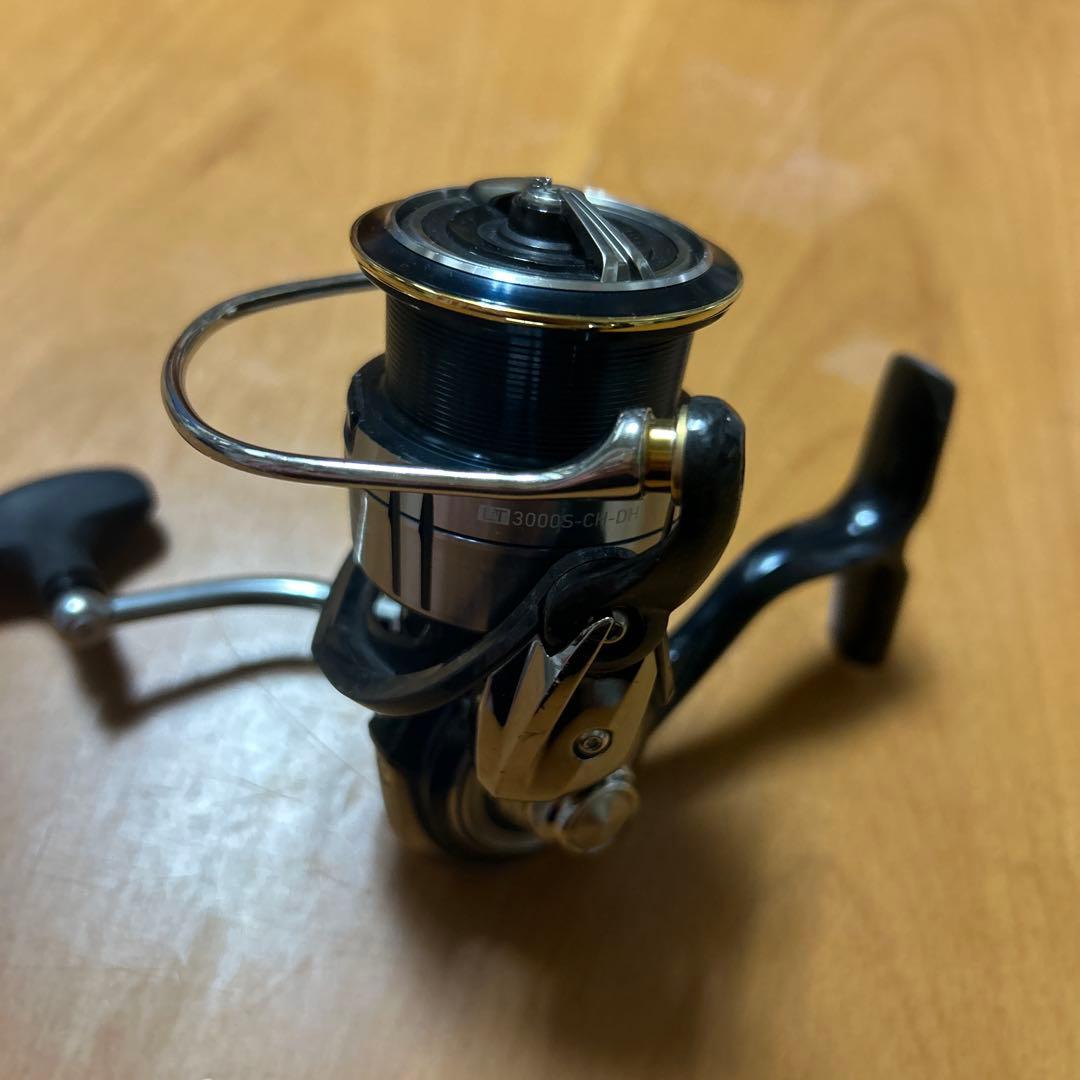 ダイワ 19セルテートLT3000S-CH-DH ※ゴリ感シャリ感、逆回転あり