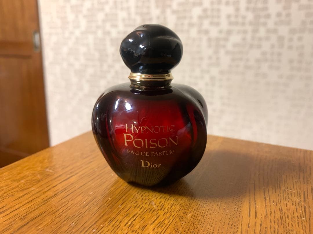 Dior 香水　Hypnotic Poison ディオール　50ml Amazon.co.jp: クリスチャンディオール ヒプノティックプアゾン