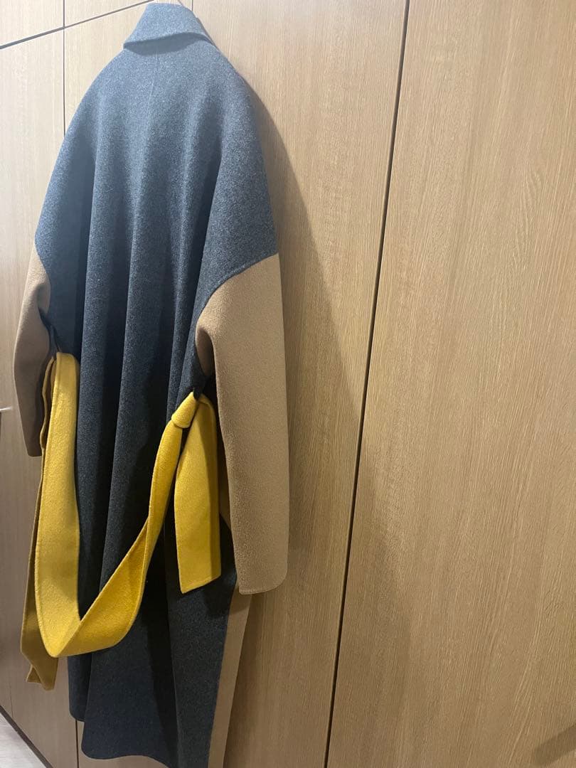 再値下げ】LECIELBLUEルシェルブルーバイカラーコート36 - メルカリ