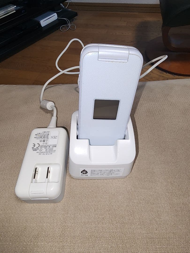 ドコモ　らくらくホン　F-01M　4G対応　ホルダー付 Amazon | docomo らくらくホン F-01M ピンク | エヌテイテイドコモ