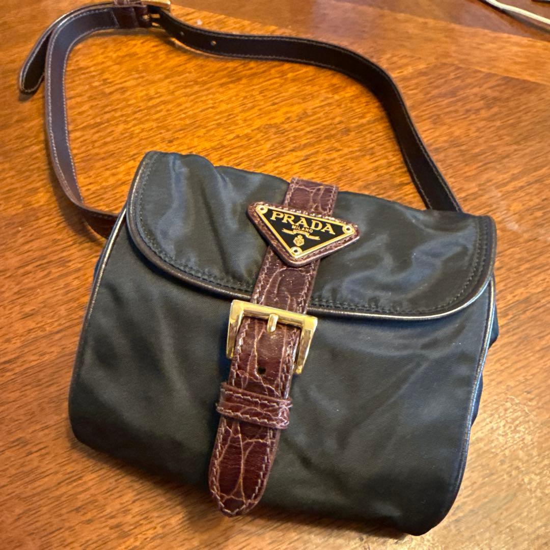 PRADA 黒 ナイロン ウエストポーチ　金ロゴ希少 PRADA（プラダ） ウエストポーチ 2CN087 2DMN レディース ベルト