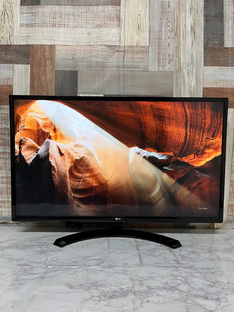 即日受渡❣️全国送料込目に優しいLG32型液晶モニターブルーライト軽減