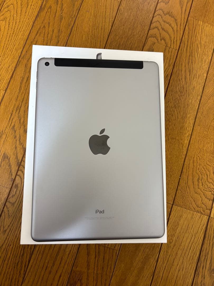 Apple iPad (第5世代) 128GB SIMフリーバテッリ容量94% - iPad本体