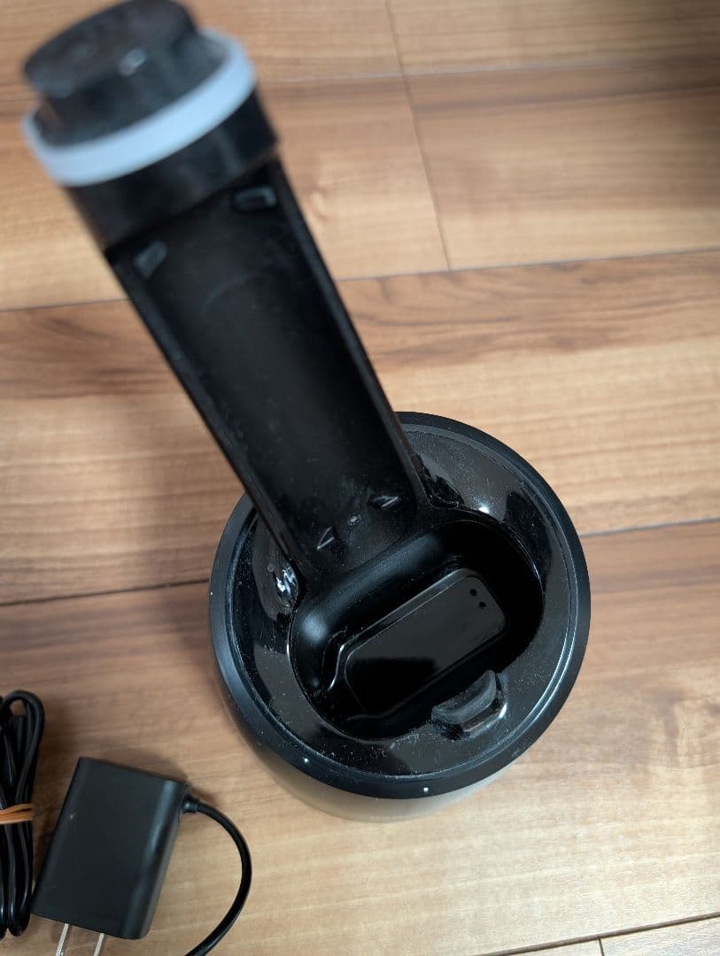 Braun S7 メンズ電気シェーバー 本体と充電スタンド 7957894940