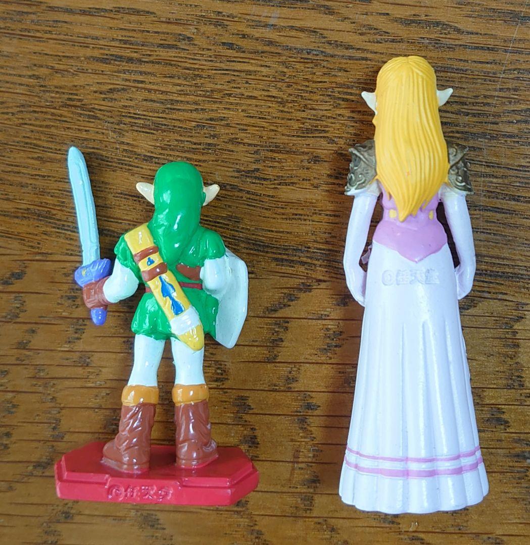 ゼルダの伝説 時のオカリナ ミニリアルフィギュア リンク ✩ ゼルダ姫