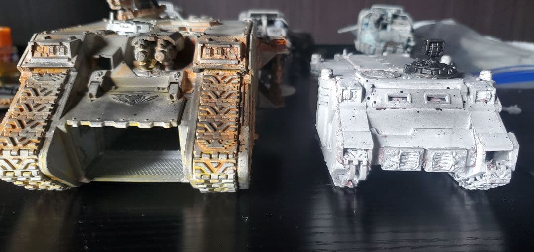 その他 Warhammer 40K Land Raider and Rhino Warhammer 40K Land Raider and Rhino - メルカリ