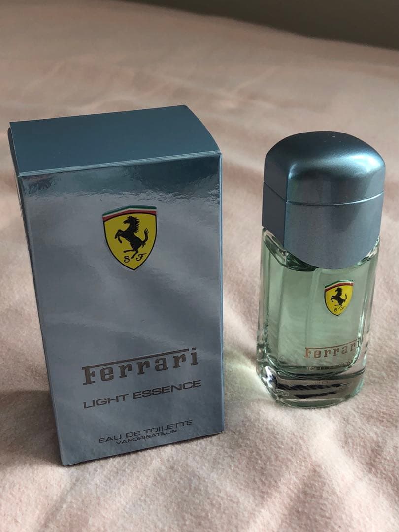 新品・未使用】フェラーリ ライトエッセンス オーデトワレ 30ml - メルカリ