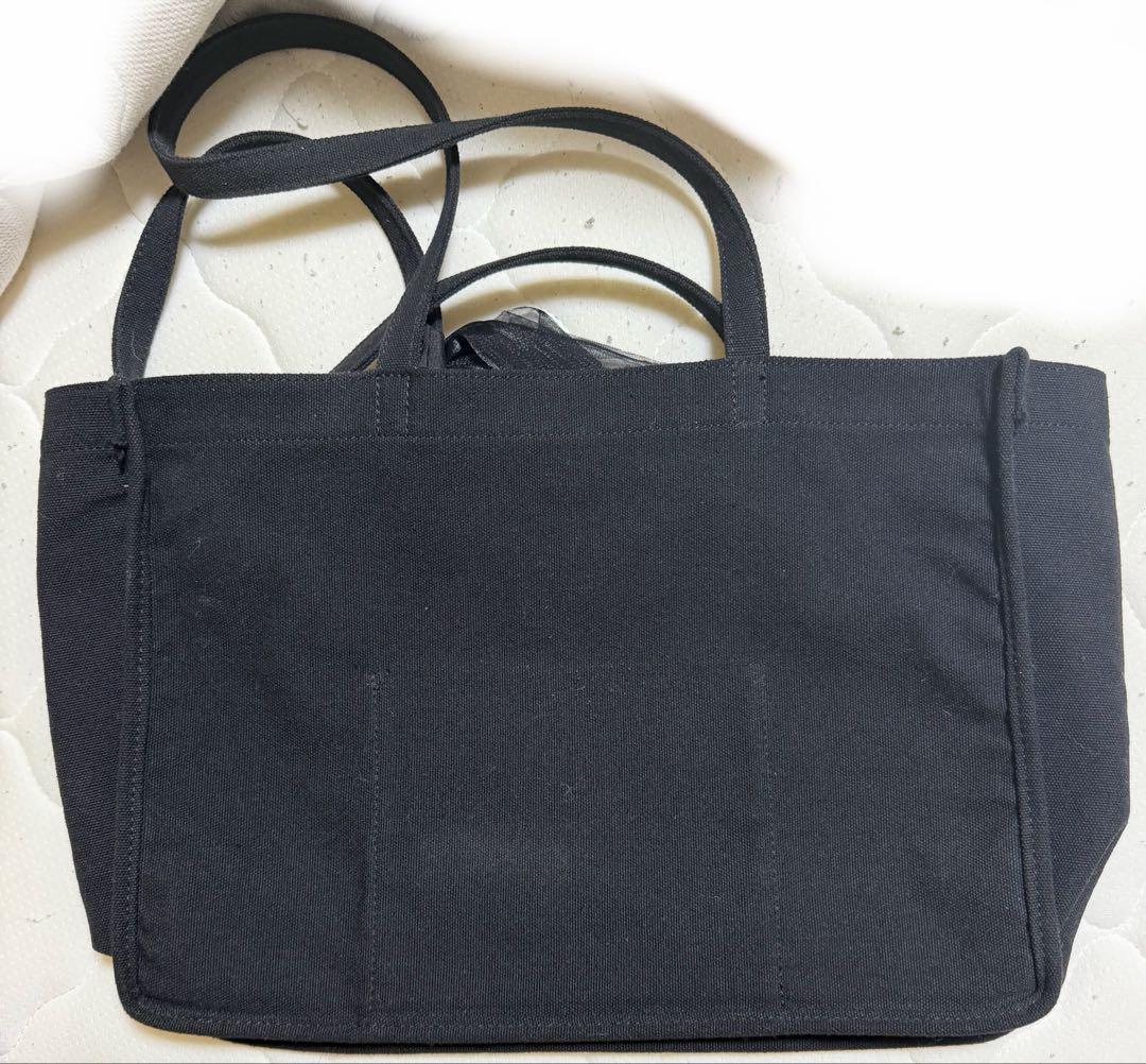 M me eme オリジナルロゴリボントートバック ノベルティ - メルカリ