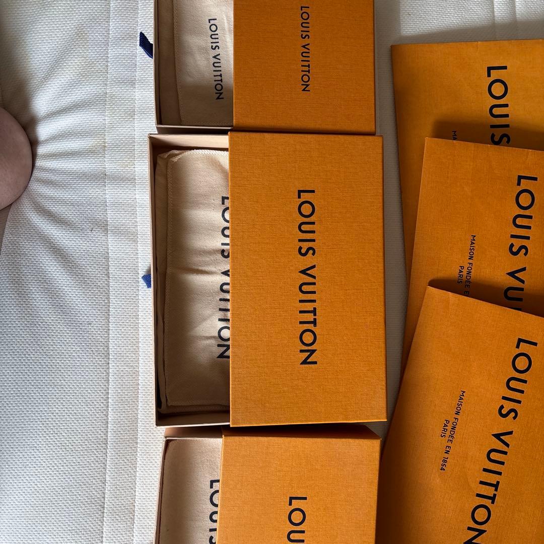 LOUIS VUITTON ギフト箱とバッグセット - メルカリ