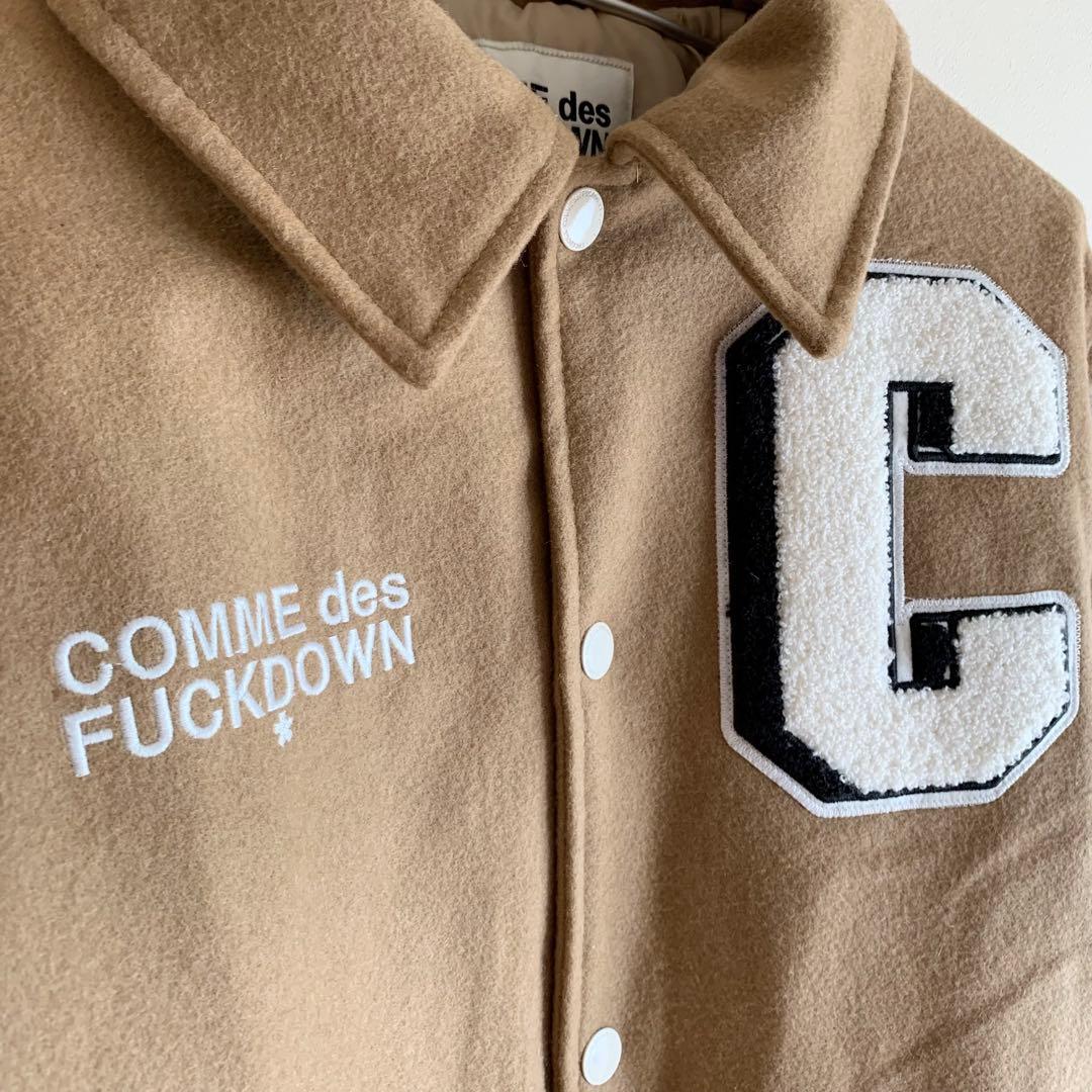 COMME des FUCKDOWN スタジャン ブルゾン ベージュ/ホワイト - メルカリ