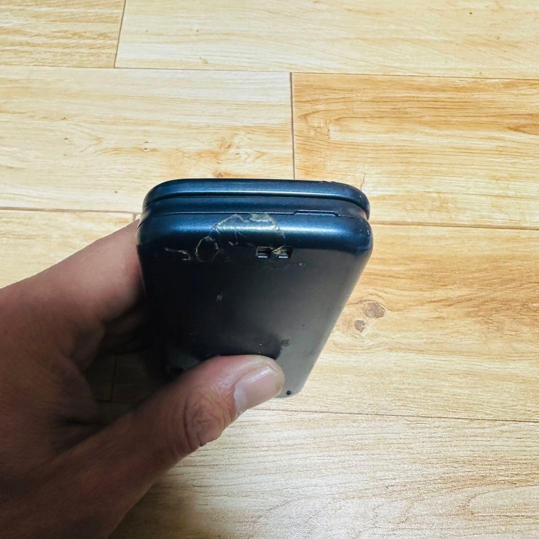 ドコモ らくらくホン F-01M ネイビー nanoSIM対応 通電動作OK - メルカリ