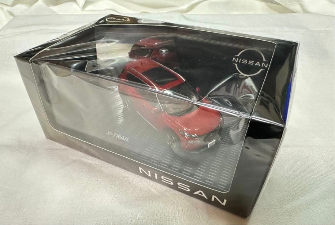 日産純正 X-TRAIL/エクストレイル 1/43 京商 カーディナルレッド