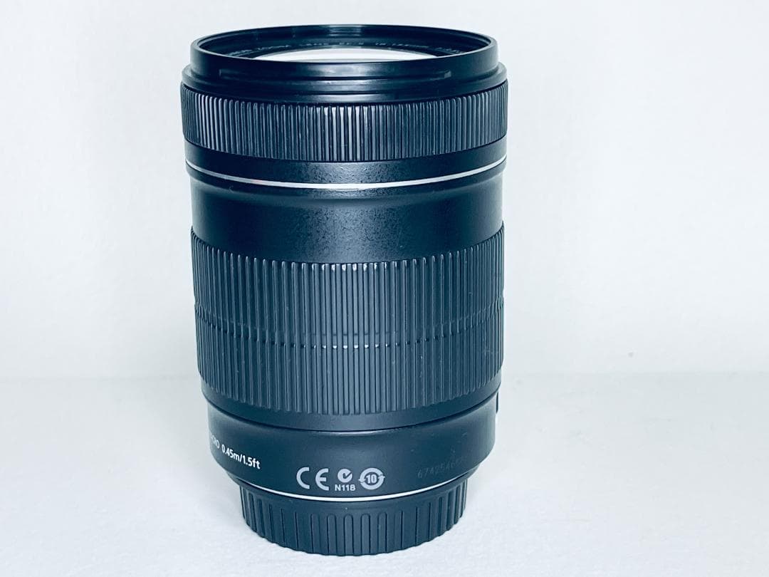 ☆美品☆Canon キヤノン EF-S 18-135mm F3.5-5.6 IS