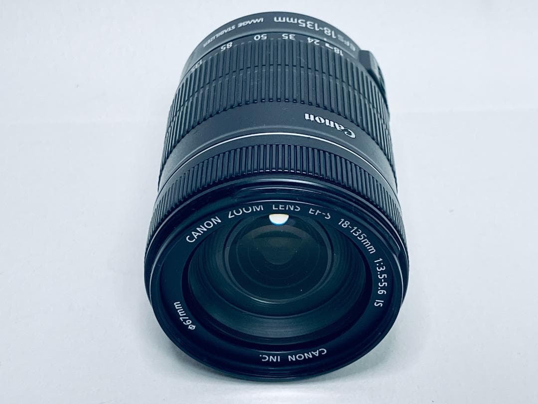 ☆美品☆Canon キヤノン EF-S 18-135mm F3.5-5.6 IS