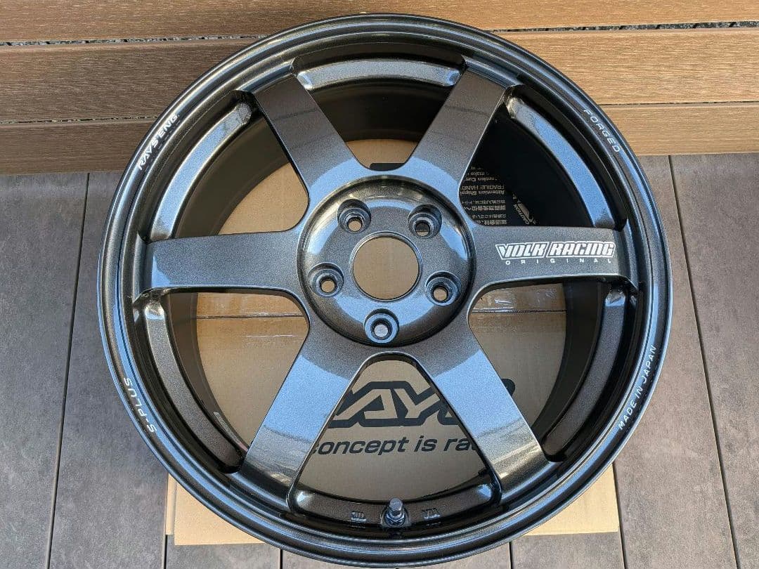 RAYS TE37 SAGA S-plus 18インチ 7.5J＋48 4本