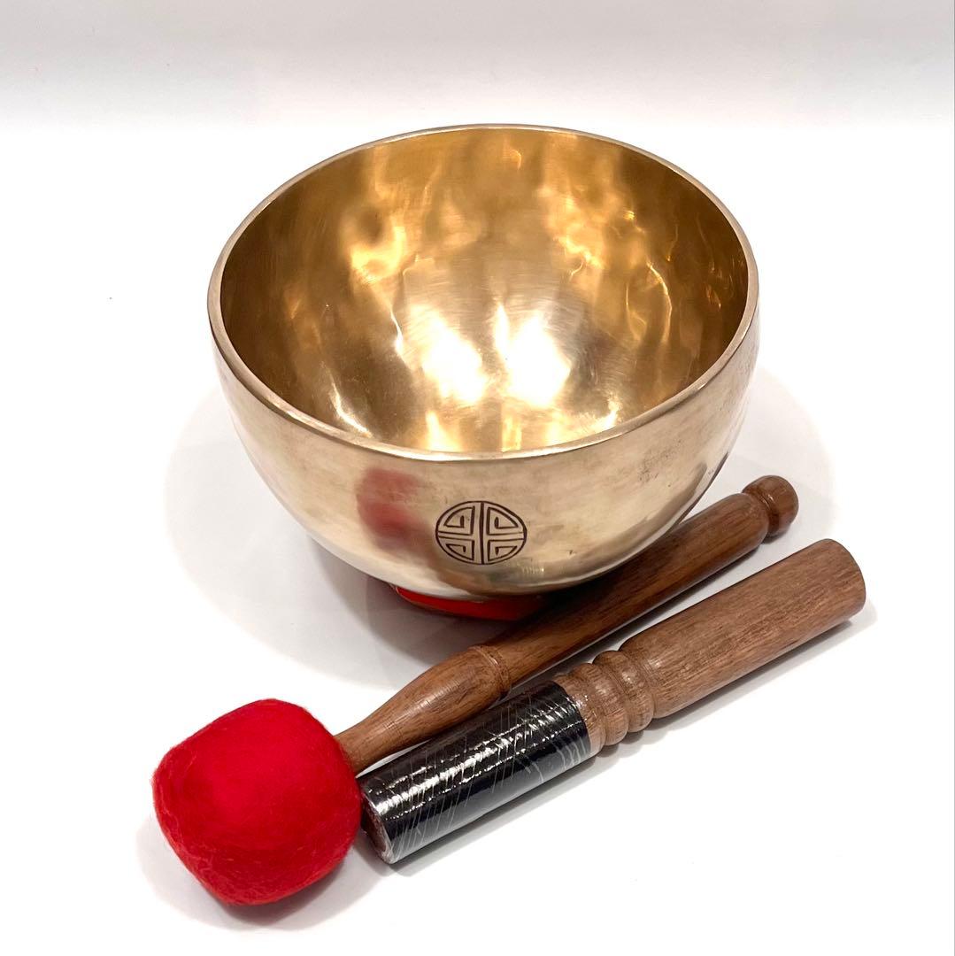 フルムーン マットゴールド 16cm D音 シンギングボウル