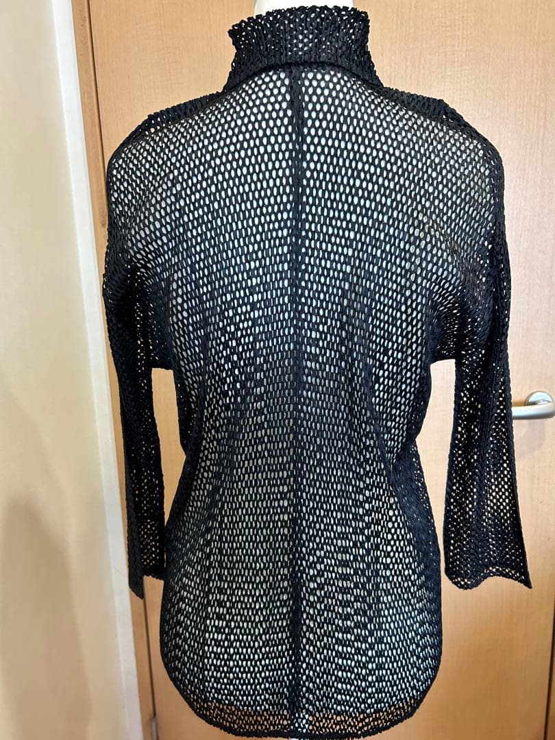⭐️本日限定価格⭐️イッセイミヤケメッシュ黒トップス極美品