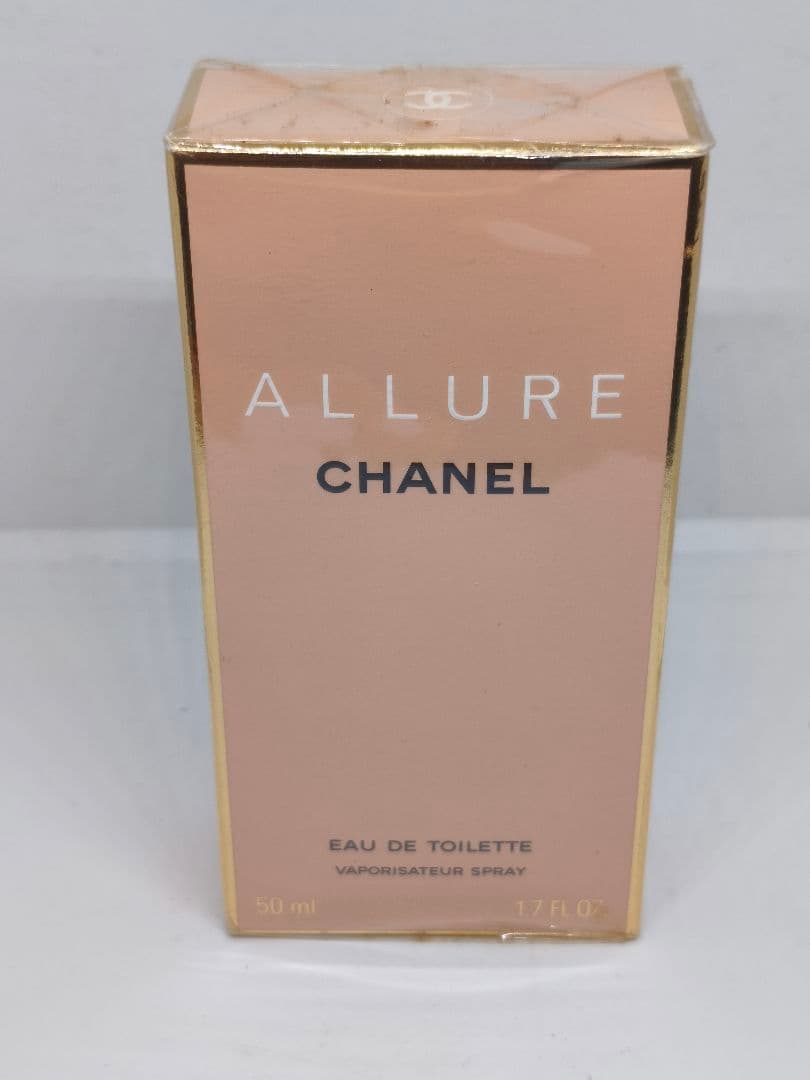 フィルム付き未開封　シャネル　アリュール　オードトワレ　50ml Amazon | シャネル アリュール EDT SP 50ml【オードトワレ