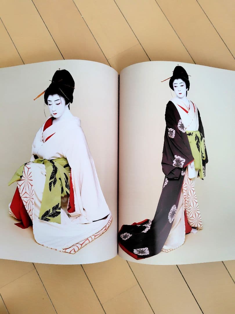 美品】五代目 坂東玉三郎写真集 篠山紀信撮影 講談社 - メルカリ