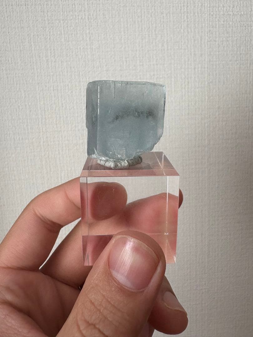 アクアマリン ベリル 緑柱石 鉱物標本 鉱物 原石 天然 - メルカリ