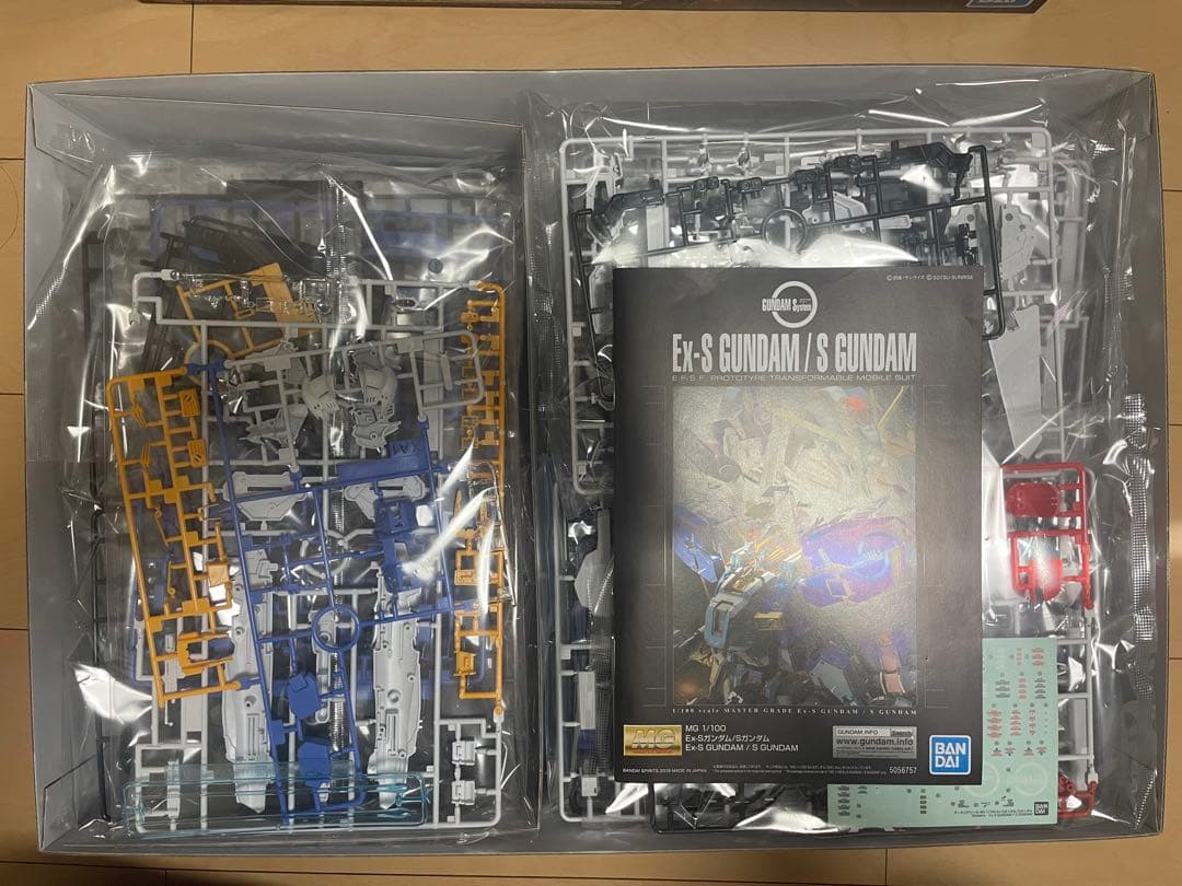 新品未開封 Ex-S Gundam / Fazz 1/100キット