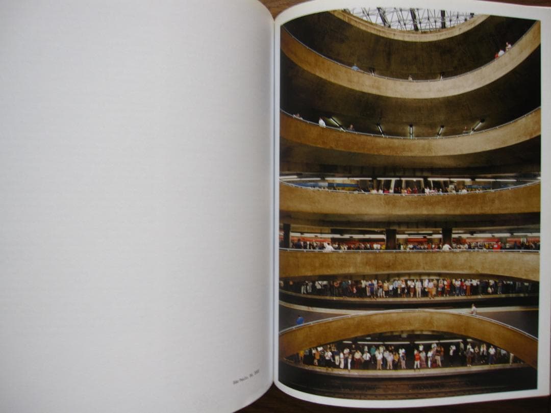 Constructing Worlds ベッヒャー グルスキー 杉本博司 ほか - メルカリ