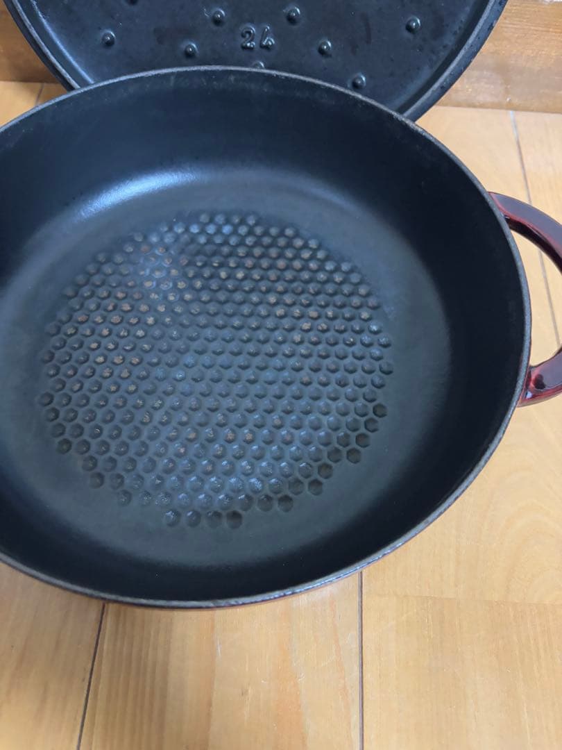 ストウブ ニダベイユ ソテーパン 24 グレナディンレッド 廃盤品 グリルパン