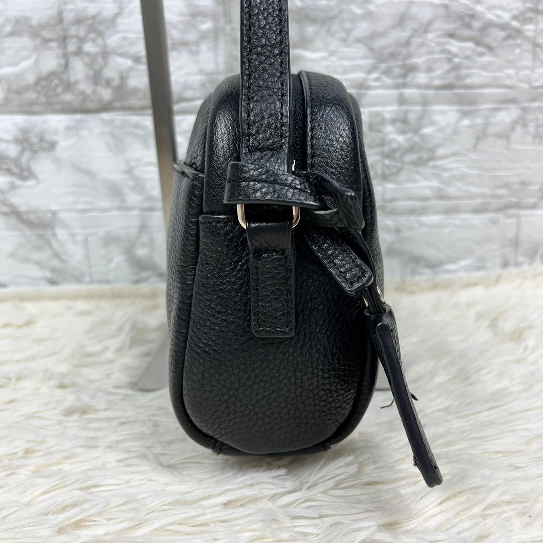 極美品】アニエスベー エンボスロゴ ショルダー レザー ブラック