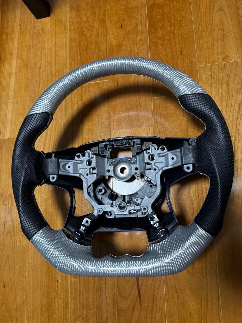 [埼玉★こうちぇるさん専用]スポーツステアリング ブラック シルバー Z.S.S. オフィシャル オンラインストアスポーツステアリング 345Φ セミ